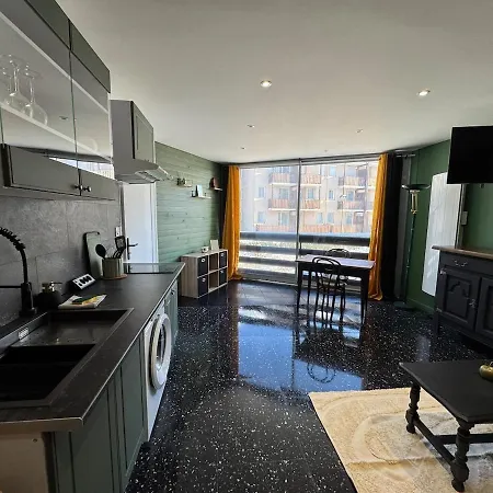 Cocon Proche Village Appartement *